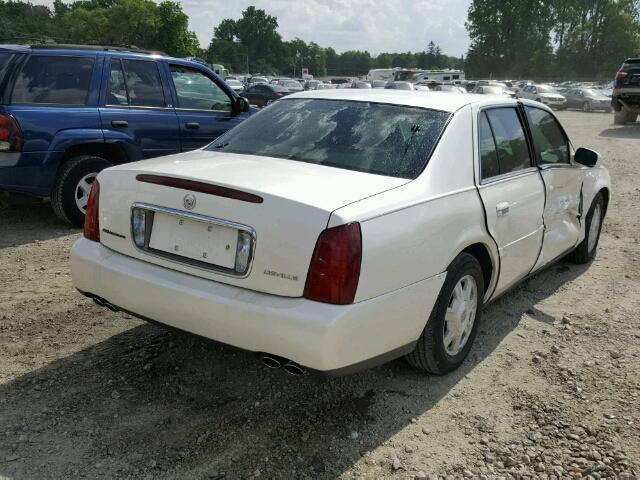 1G6KD54Y33U223742 - 2003 CADILLAC DEVILLE WHITE photo 4