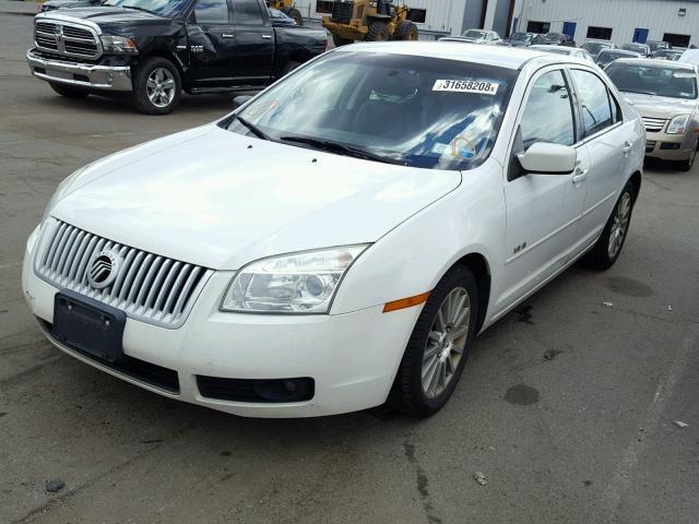 3MEHM07Z78R666732 - 2008 MERCURY MILAN WHITE photo 2