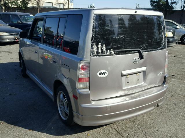 JTLKT324264108563 - 2006 TOYOTA SCION XB SILVER photo 3