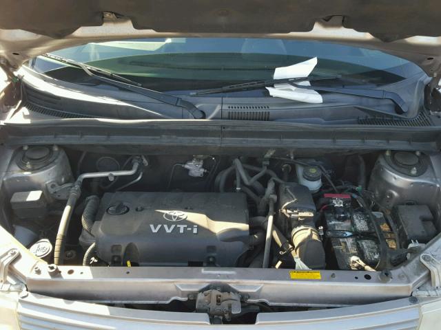 JTLKT324264108563 - 2006 TOYOTA SCION XB SILVER photo 7