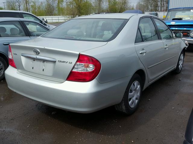 JTDBE32K840267533 - 2004 TOYOTA CAMRY LE ვერცხლისფერი ფოტო 4