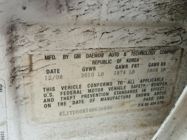 KL1TD56E19B636890 - 2009 CHEVROLET AVEO LS WHITE photo 10