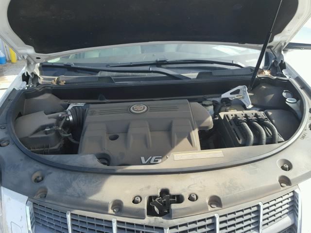 3GYFNBEYXBS639899 - 2011 CADILLAC SRX PERFOR 白色 照片 7