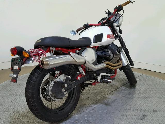 ZGULWUE03GM000246 - 2016 MOTO GUZZI V7 LL STOR WHITE photo 8