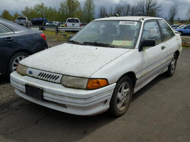 1FAPP1281PW376707 - 1993 FORD ESCORT GT WHITE photo 2