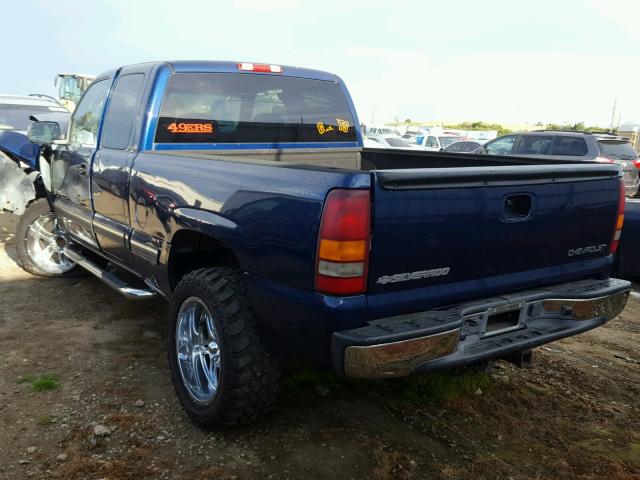 2GCEC19V021244899 - 2002 CHEVROLET SILVERADO BLUE photo 3