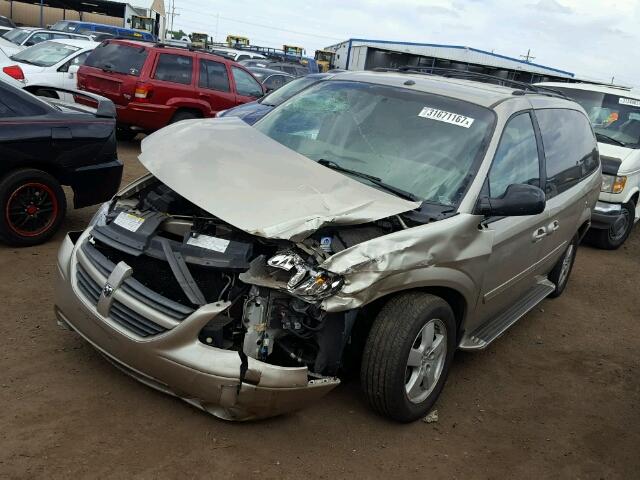 2D8GP44L76R886517 - 2006 DODGE GRAND CARA BEIGE photo 2