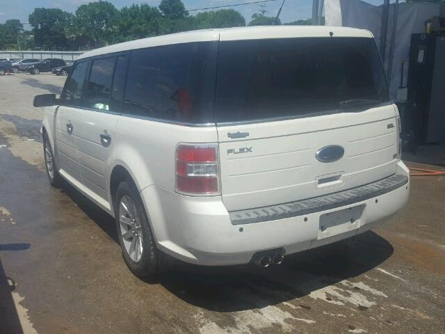 2FMEK62C99BA31880 - 2009 FORD FLEX SEL WHITE photo 3