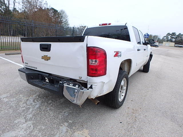 3GCEK133X8G258545 - 2008 CHEVROLET SILVERADO WHITE photo 4