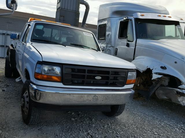 1FDLF47F7VEA90069 - 1997 FORD F SUPER DU WHITE photo 1