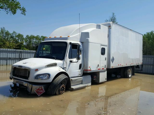 1FVACXCS35HV02273 - 2005 FREIGHTLINER M2 106 MED WHITE photo 2