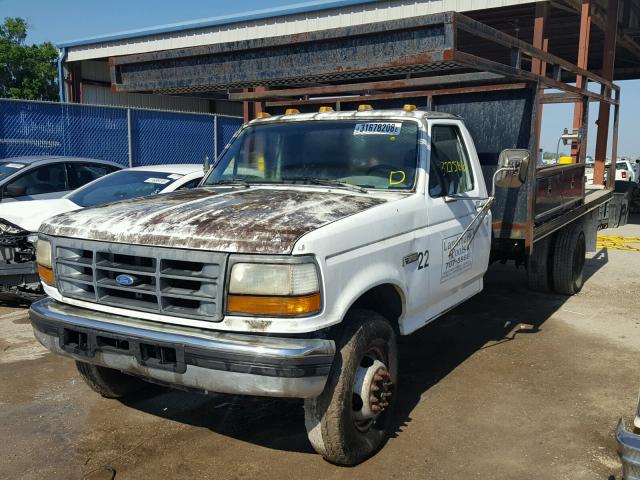 1FDLF47F5SEA09808 - 1995 FORD F SUPER DU WHITE photo 2