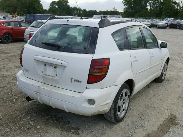 5Y2SL66865Z458404 - 2005 PONTIAC VIBE WHITE photo 4