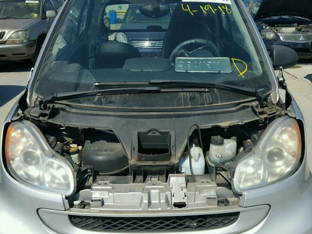 WMEEJ31X99K271416 - 2009 SMART FORTWO PUR SILVER photo 7