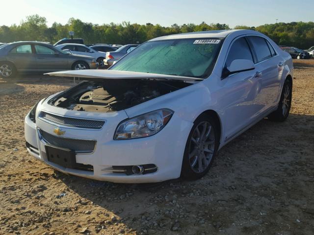 1G1ZE5E77AF123247 - 2010 CHEVROLET MALIBU LTZ WHITE photo 2