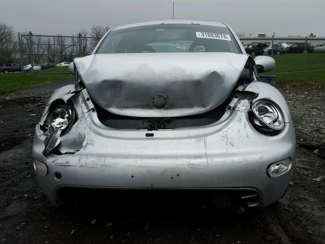 3VWCK21C01M426794 - 2001 VOLKSWAGEN NEW BEETLE ვერცხლისფერი ფოტო 9