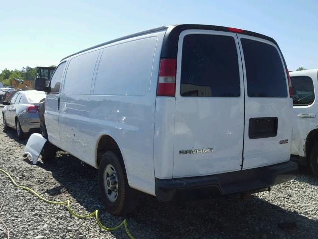 1GTHG35K881123660 - 2008 GMC SAVANA G35 WHITE photo 3