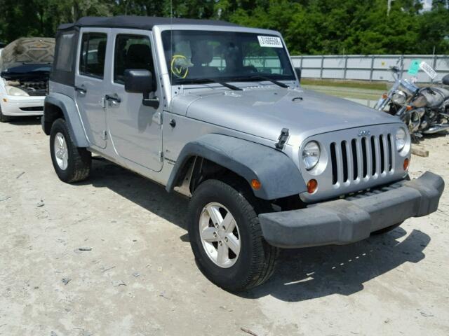 1J4BA3H17BL507770 - 2011 JEEP WRANGLER U SILVER photo 1