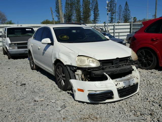 3VWRF81K86M731959 - 2006 VOLKSWAGEN JETTA 2.5 WHITE photo 1