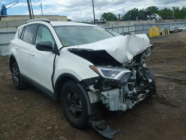 2T3BFREV3GW468696 - 2016 TOYOTA RAV4 LE WHITE photo 1