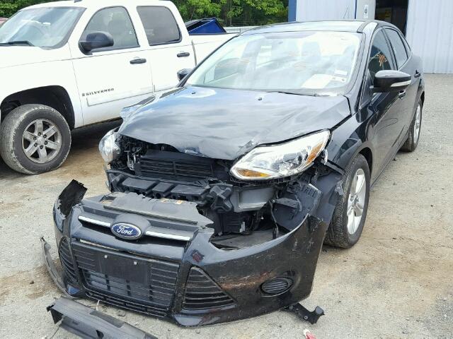 1FADP3F28EL460493 - 2014 FORD FOCUS SE BLACK photo 2