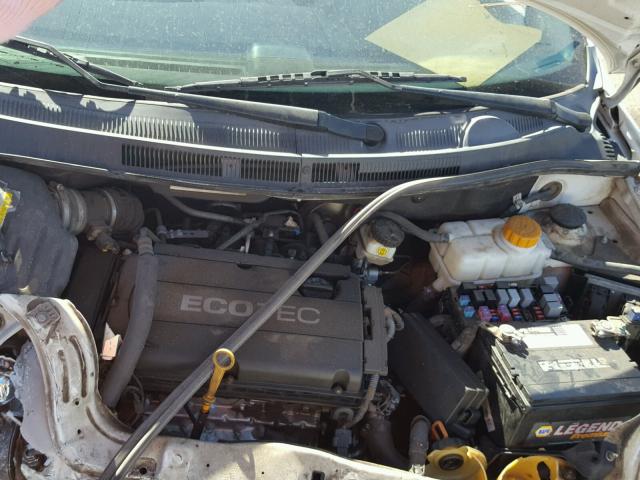 KL1TD5DE3BB201412 - 2011 CHEVROLET AVEO LS WHITE photo 7