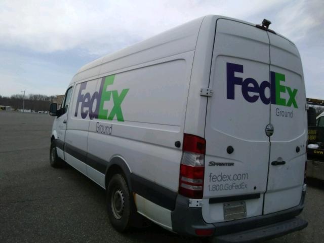 WDYPE8CC0A5477847 - 2010 FREIGHTLINER SPRINTER 2 WHITE photo 3