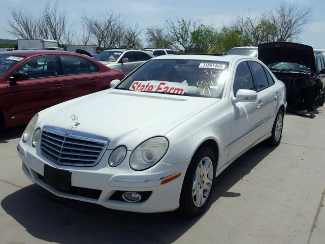 WDBUF22XX7B069720 - 2007 MERCEDES-BENZ E 320 CDI WHITE photo 2