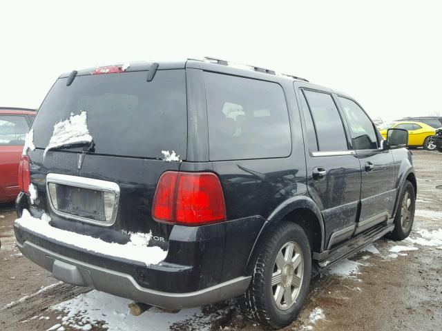 5LMFU28R83LJ00498 - 2003 LINCOLN NAVIGATOR შავი ფოტო 4
