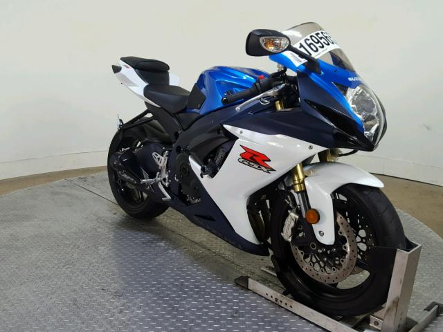 JS1GR7MA8C2101368 - 2012 SUZUKI GSX750 BLUE photo 2