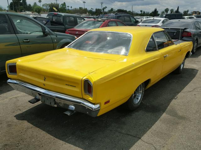 0000RL21B9A251796 - 1969 PLYMOUTH BELVEDERE TWO TONE photo 4