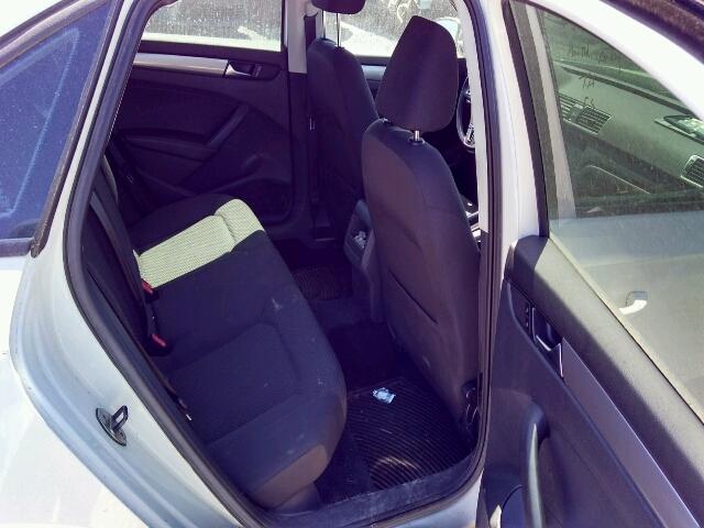 1VWAN7A30DC150618 - 2013 VOLKSWAGEN PASSAT S أبيض صورة 6