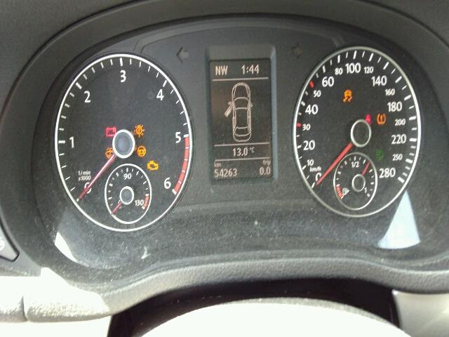 1VWAN7A30DC150618 - 2013 VOLKSWAGEN PASSAT S أبيض صورة 8