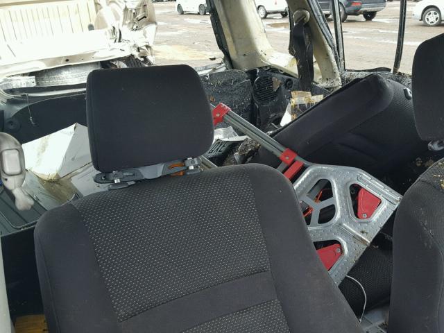 JTLKT334750205195 - 2005 TOYOTA SCION XB GRAY photo 6