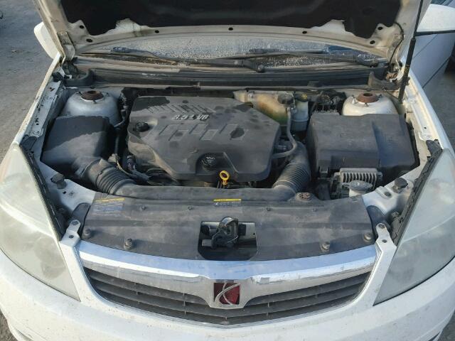 1G8ZS57N67F235598 - 2007 SATURN AURA XE WHITE photo 7