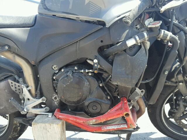 JH2PC40468M101829 - 2008 HONDA CBR 600RR BLACK photo 9