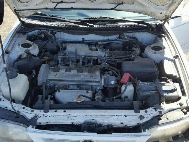 2T1BB02E7VC186144 - 1997 TOYOTA COROLLA DX WHITE photo 7