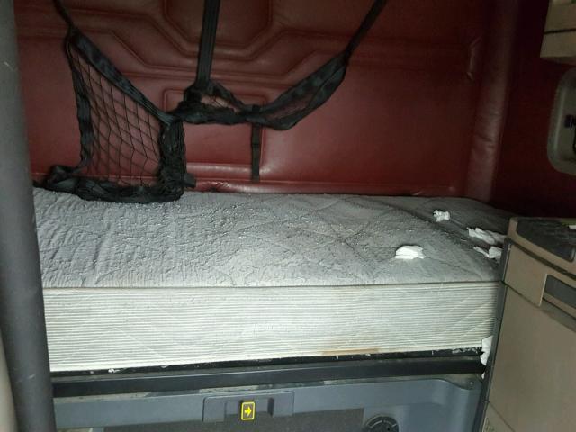 3AKJGLD51GSHC0001 - 2016 FREIGHTLINER CASCADIA 1 WHITE photo 6