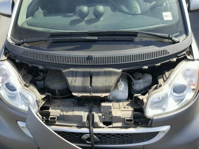 WMEEJ9AA4DK720668 - 2013 SMART FORTWO ELE 银色 照片 7