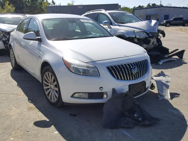 W04GN5EC6B1006814 - 2011 BUICK REGAL WHITE photo 1