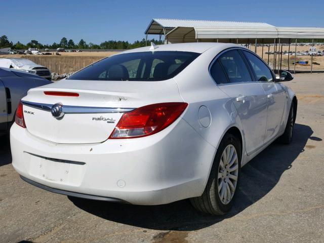 W04GN5EC6B1006814 - 2011 BUICK REGAL WHITE photo 4