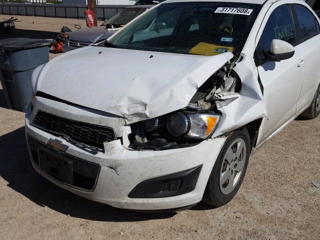 1G1JA5SH6E4191823 - 2014 CHEVROLET SONIC LS Ağ foto 9