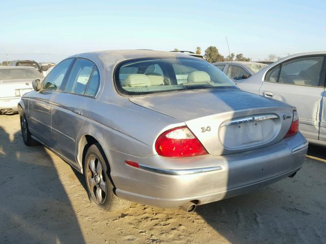 SAJDA01C0YFL53081 - 2000 JAGUAR S-TYPE SILVER photo 3