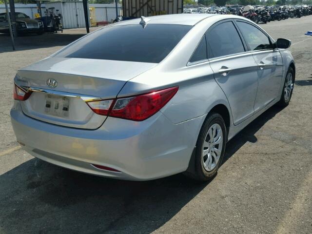 5NPEB4ACXCH438659 - 2012 HYUNDAI SONATA GLS SILVER photo 4