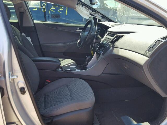 5NPEB4ACXCH438659 - 2012 HYUNDAI SONATA GLS SILVER photo 5