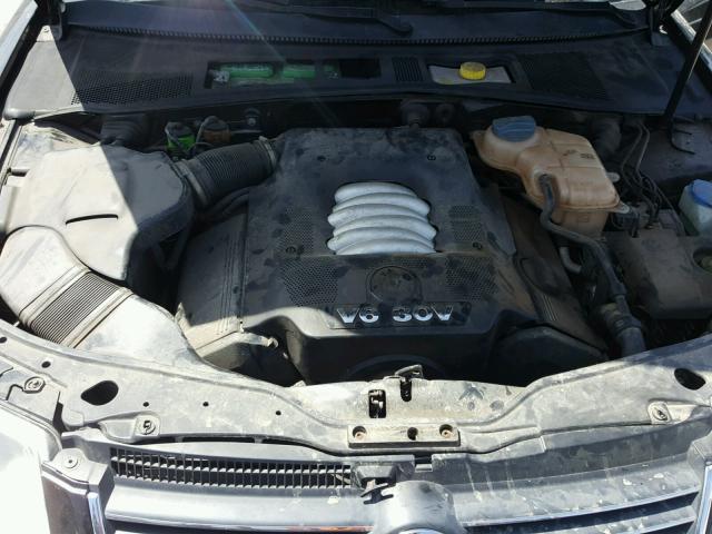 WVWRH63B83P257970 - 2003 VOLKSWAGEN PASSAT GLX 黑色 照片 7