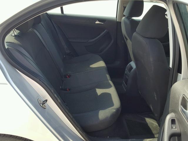 3VW1K7AJ7EM414277 - 2014 VOLKSWAGEN JETTA BASE 银色 照片 6