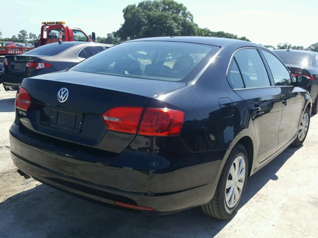 3VW2K7AJ7BM375237 - 2011 VOLKSWAGEN JETTA BASE 勃艮第红 照片 4