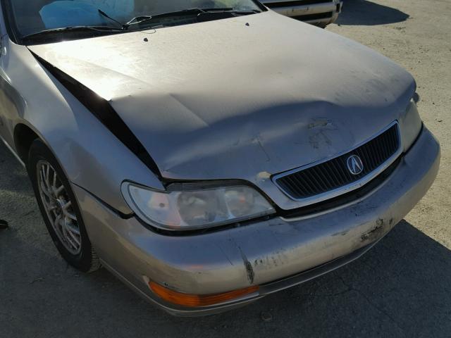 19UYA2259XL011755 - 1999 ACURA 3.0CL SILVER photo 9