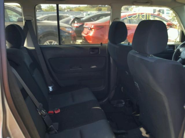 JTLKT334064104607 - 2006 TOYOTA SCION XB SILVER photo 6